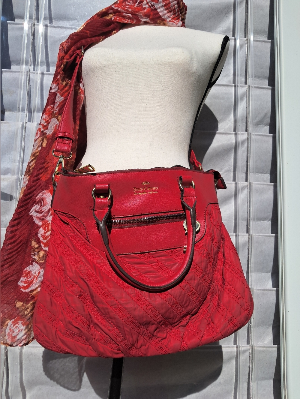 Juicy Couture Red Quilted Shoulder Bag with Gold Hardware Flower Scarf Bundle - Picture 2 of 9